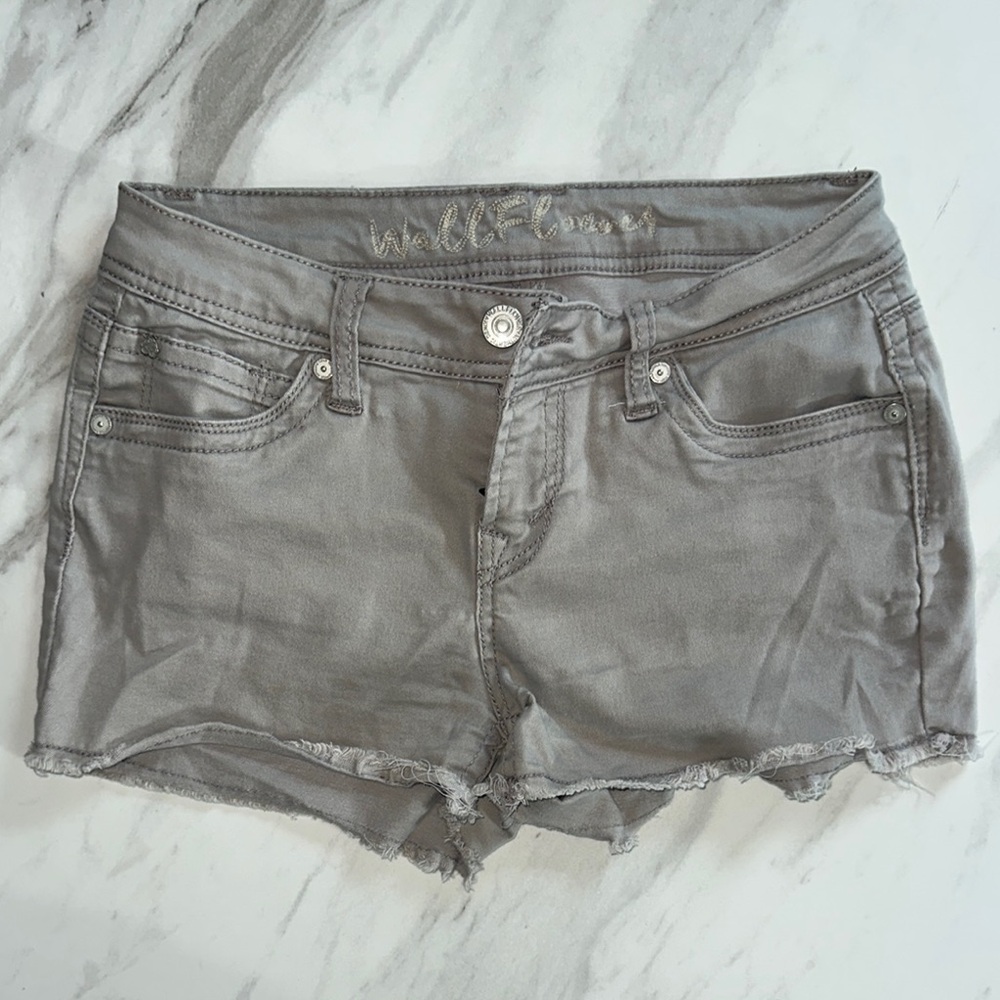 Wallflower Gray Jean Shorts Distressed Cut-Off Style